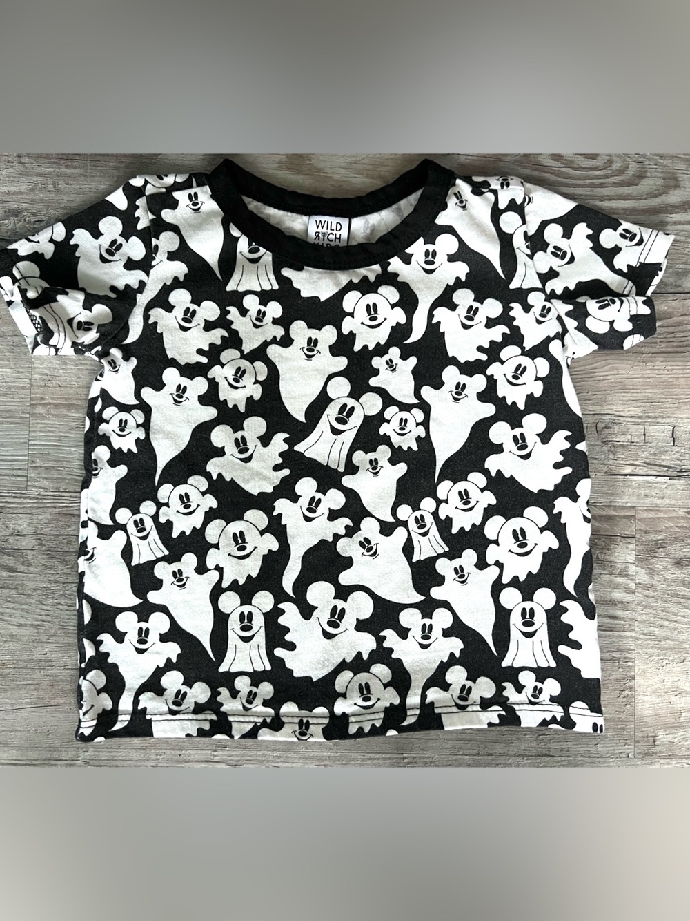 Wild Rich Kids Mickey Ghosts Tee